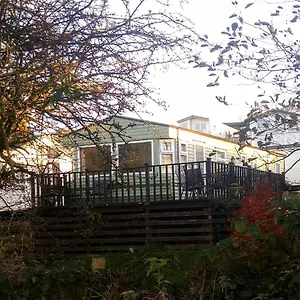 https://delightful-3-bedroom-holiday-home-with-balcony.yorkshirehotels.net